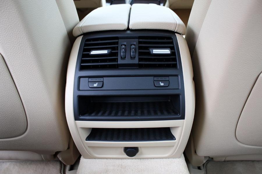  BMW 535i 2011 года  (фото 8 из 48)